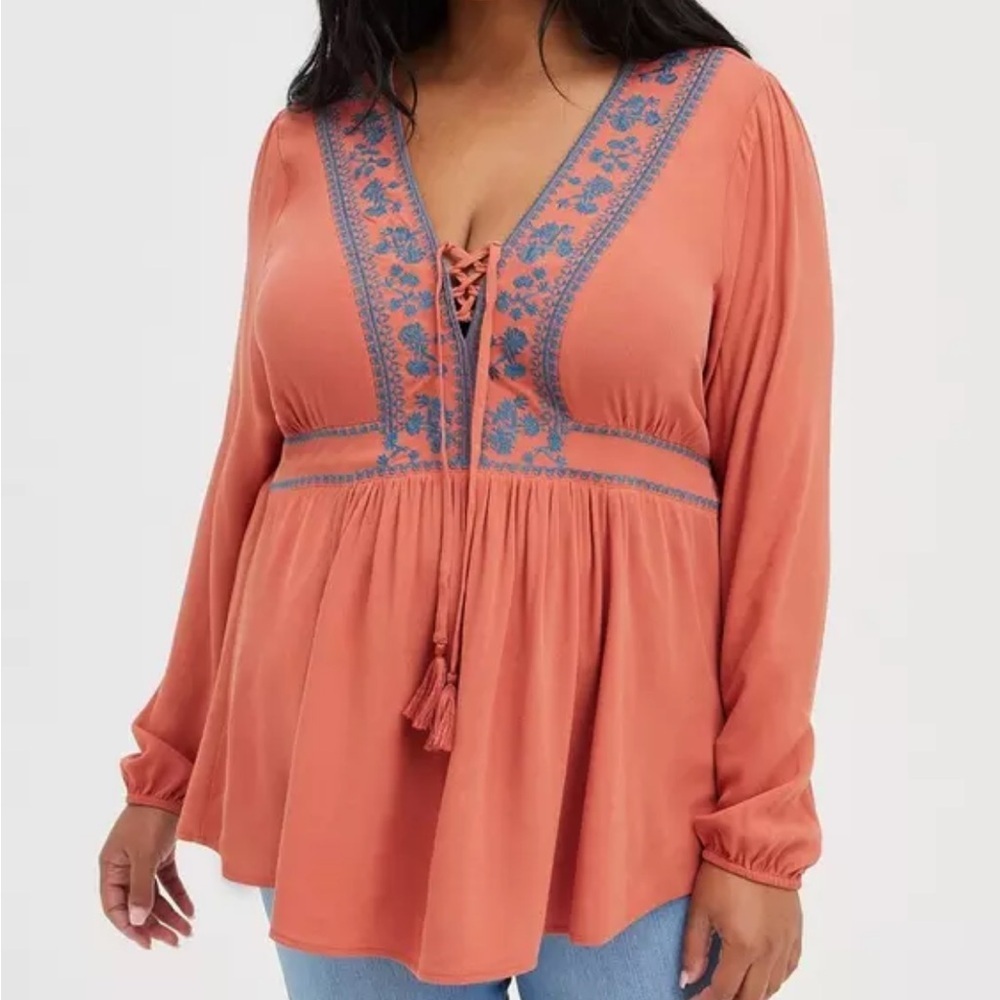 Torrid Babydoll Rayon Crepe Embroidered Lace-Up Top Size 2X